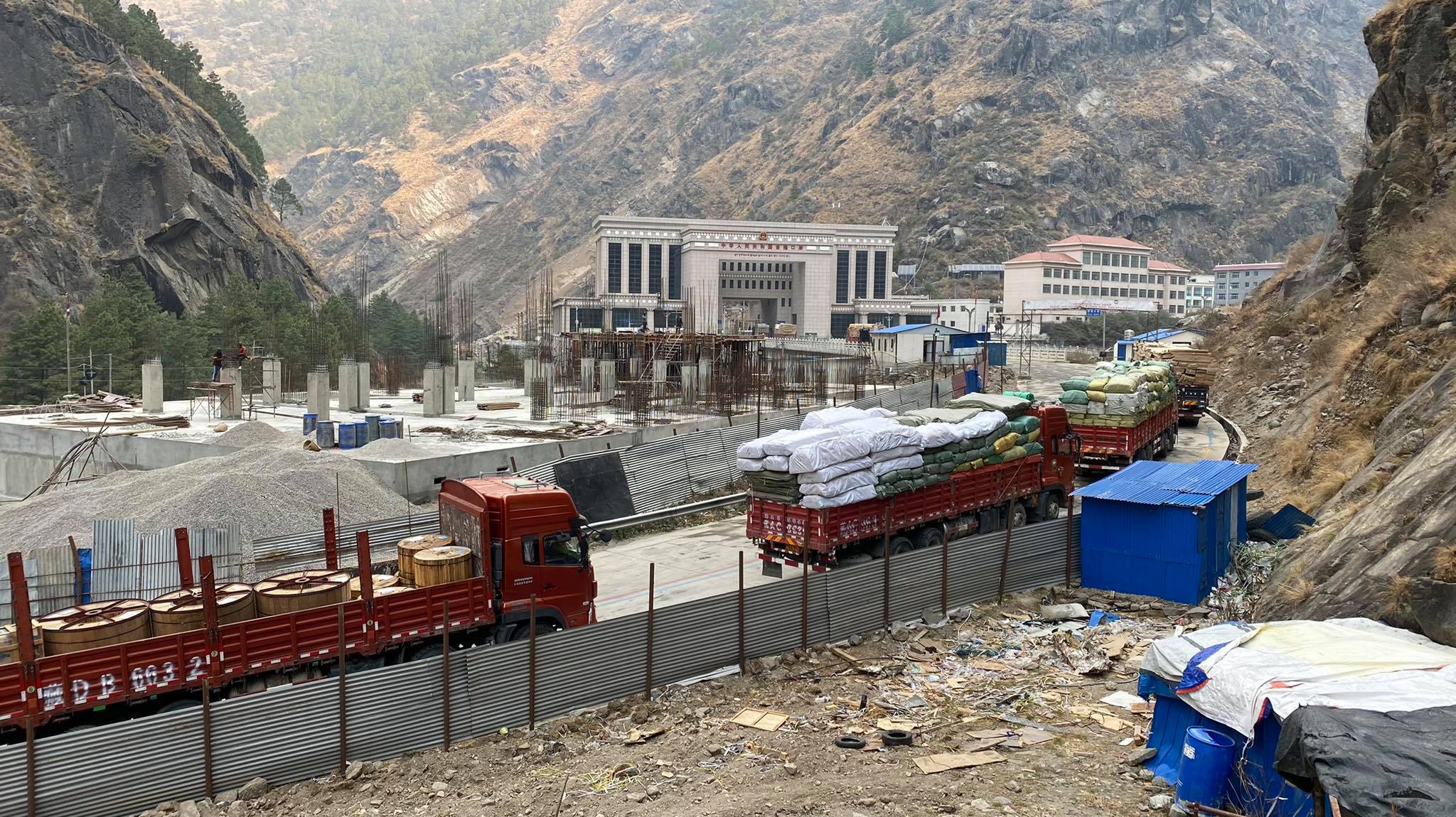 नेपाल र चीन बिचको व्यापार बढेसँगै रसुवागढी नाकामा राजस्व वृद्धि