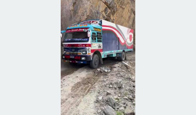 छ महिनापछि आजदेखि पूर्ण रूपमा सञ्चालनमा आयो रसुवागढी नाका