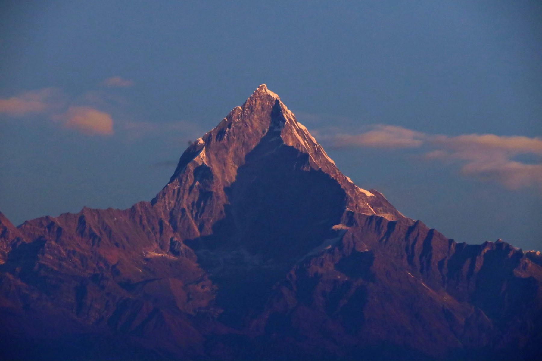 माछापुच्छ्रे हिमाल (तस्बिर)
