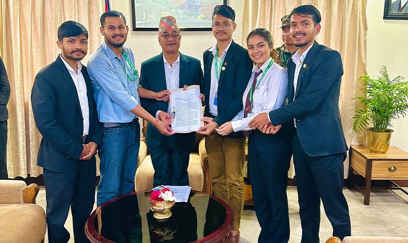 चेकसम्बन्धी अपराधको नियन्त्रणको माग गर्दै गृहमन्त्री ध्यानाकर्षण पत्र