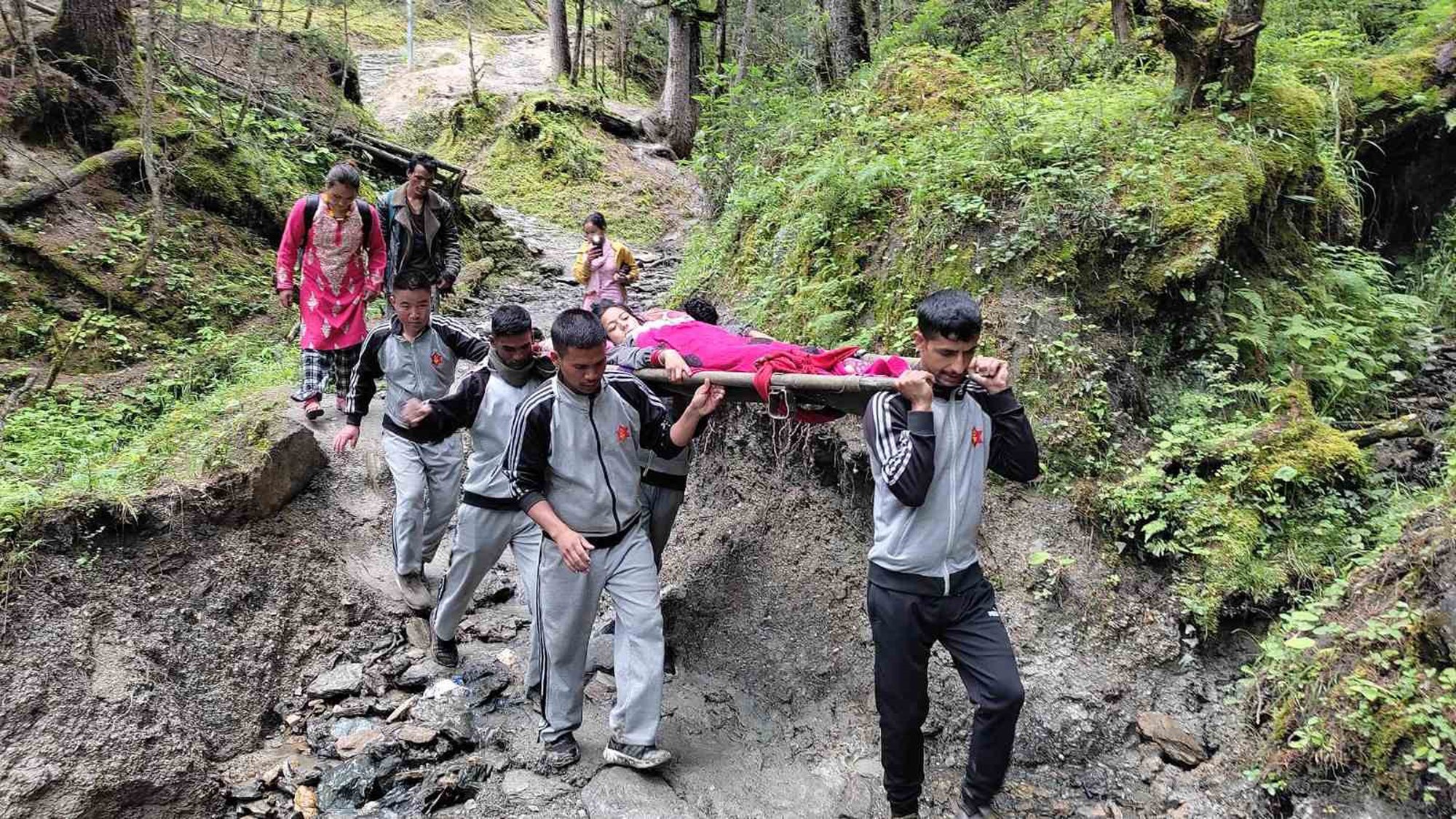 उद्धार कार्यमा नेपाली सेना