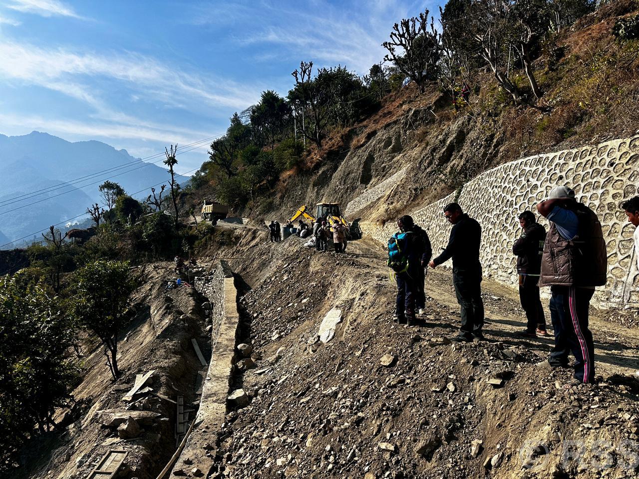 म्याग्दीको पखेर-बरंजा सडक स्तरोन्नति अन्तिम चरणमा, ९२ प्रतिशत भौतिक प्रगति