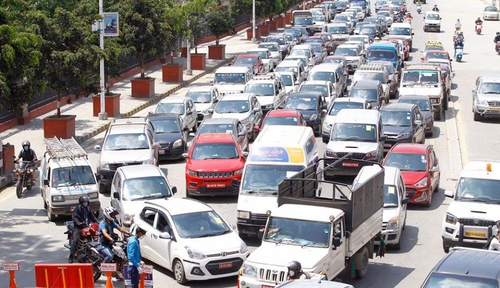 सरकारले लागू गर्‍याे दुईपांग्रेमा युरो ५ र चारपांग्रेमा युरो ६ प्रदूषण मापदण्ड