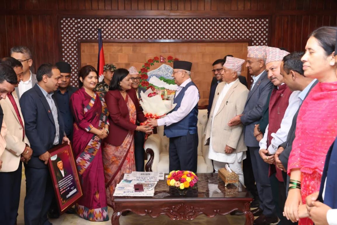 प्रधानमन्त्रीलाई सहकारी महासंघले बुझायो ध्यानाकर्षण पत्र