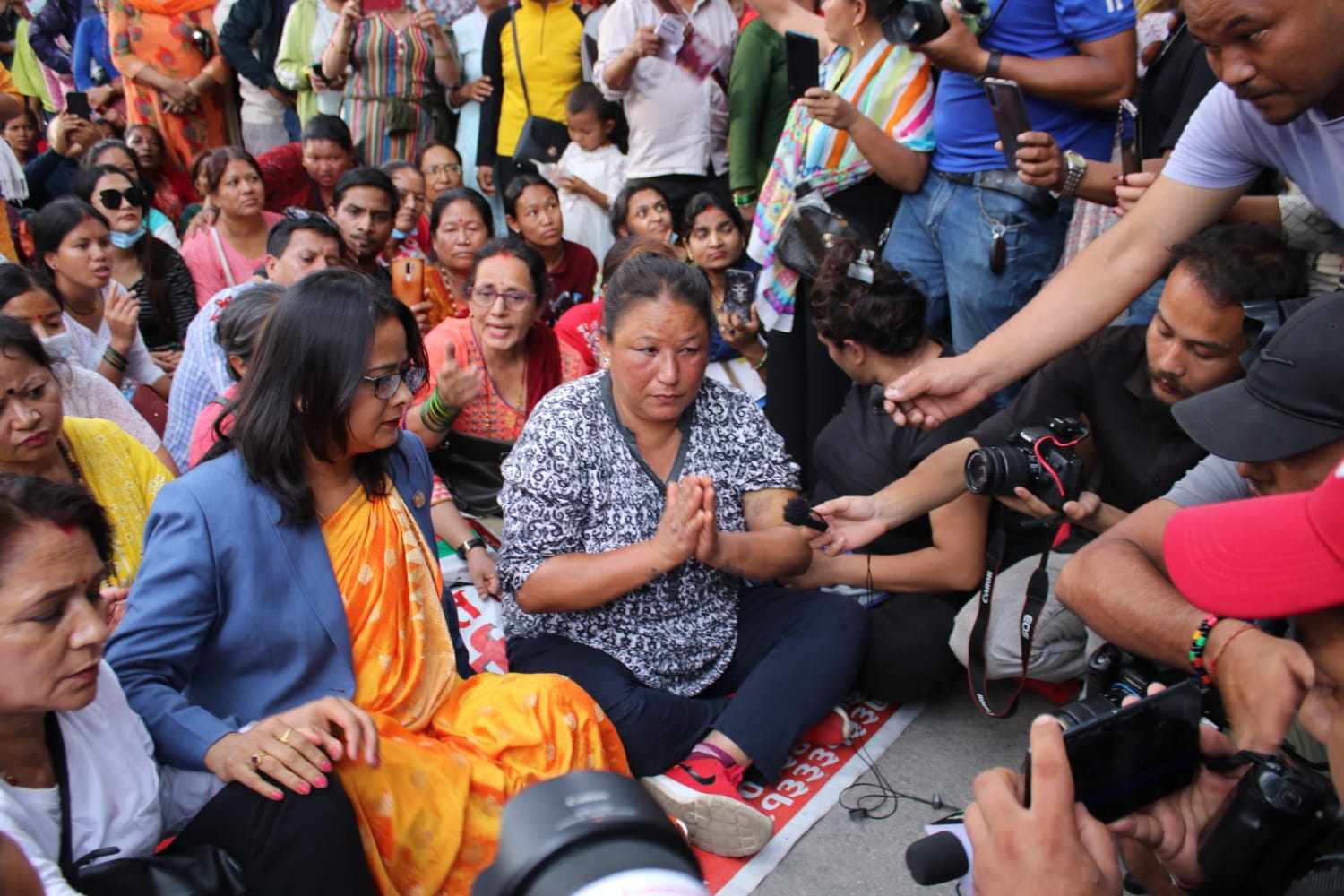 सहकारी पिडितलाई सरकारले नै रकम उपलब्ध गराउछ : मन्त्री रन्जिता चौधरी