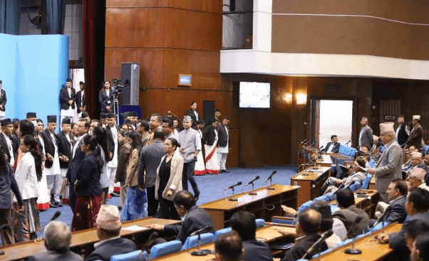 राप्रपाले गर्‍यो संसद बैठक बहिष्कार