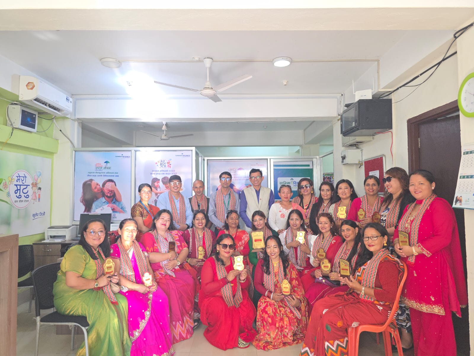 सानिमा रिलायन्स लाइफका उत्कृष्ट व्यवसाय गर्ने अभिकर्ता ७ विधामा सम्मानित