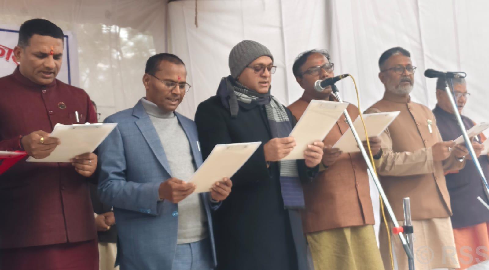 मधेसको मन्त्रिपरिषद्ले पायो पूर्णता, ६ मन्त्रीले लिए शपथ