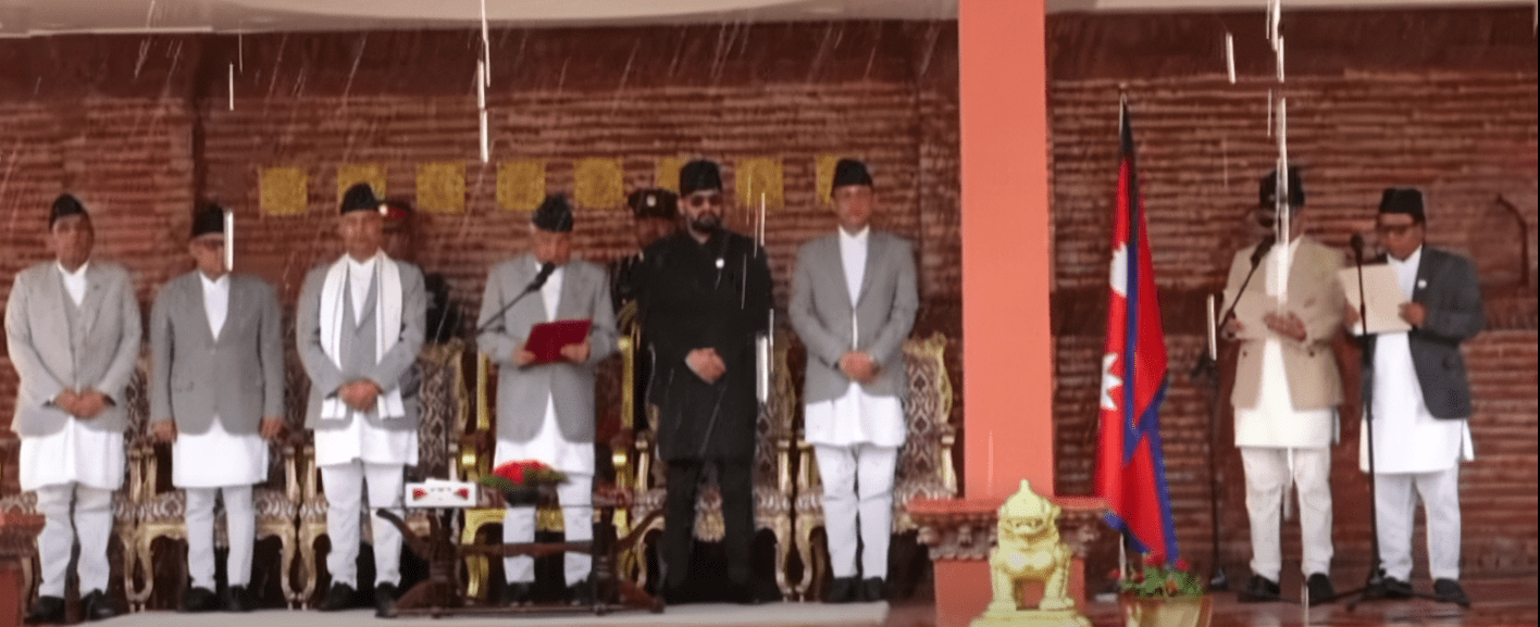 शाह सरकारमा दुई मन्त्री थपिए, सुधन गुरुङ र महावीर पुनले लिए शपथ