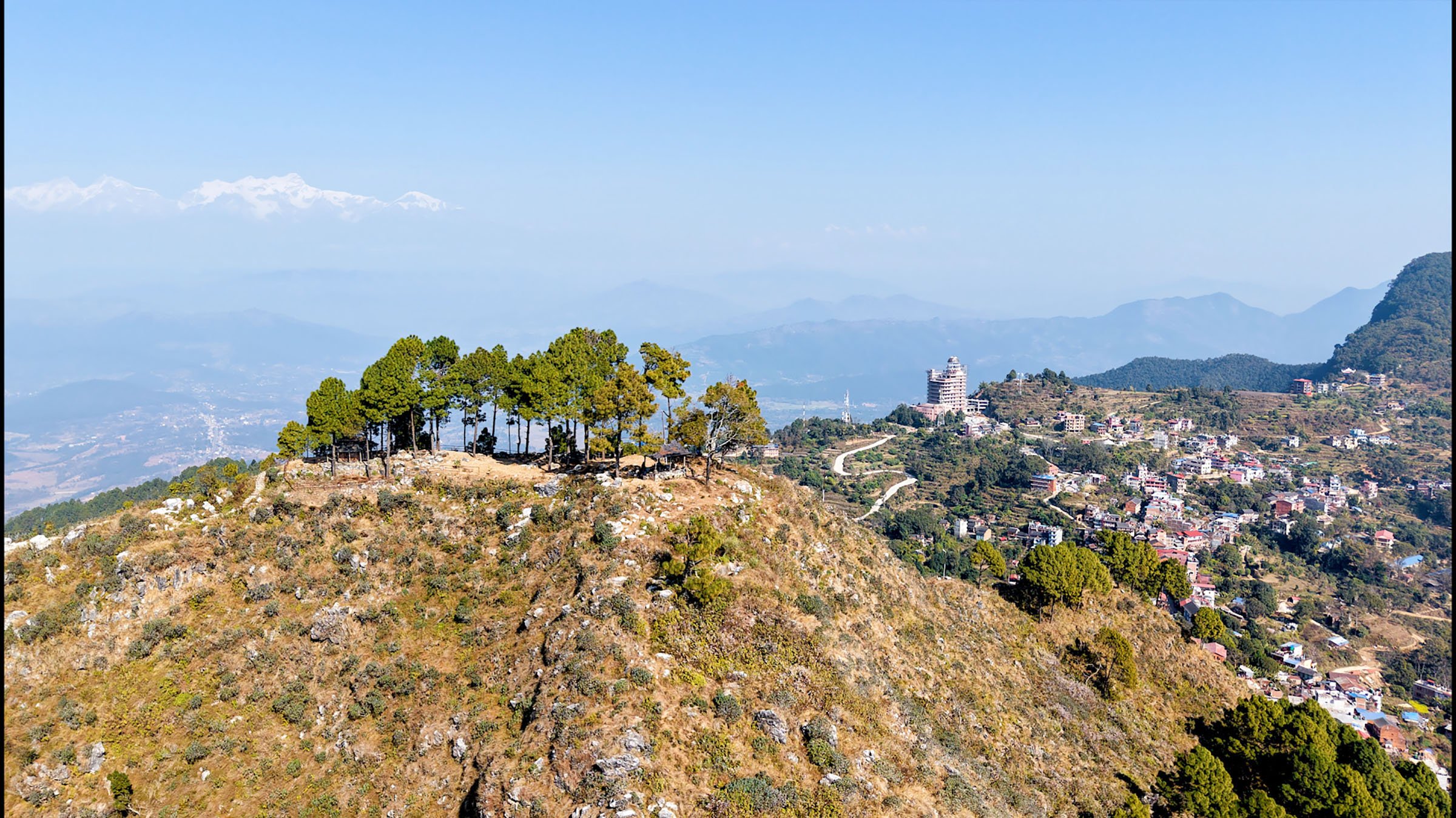 थानीमाई मन्दिर र बन्दीपुर बजार (तस्बिर)