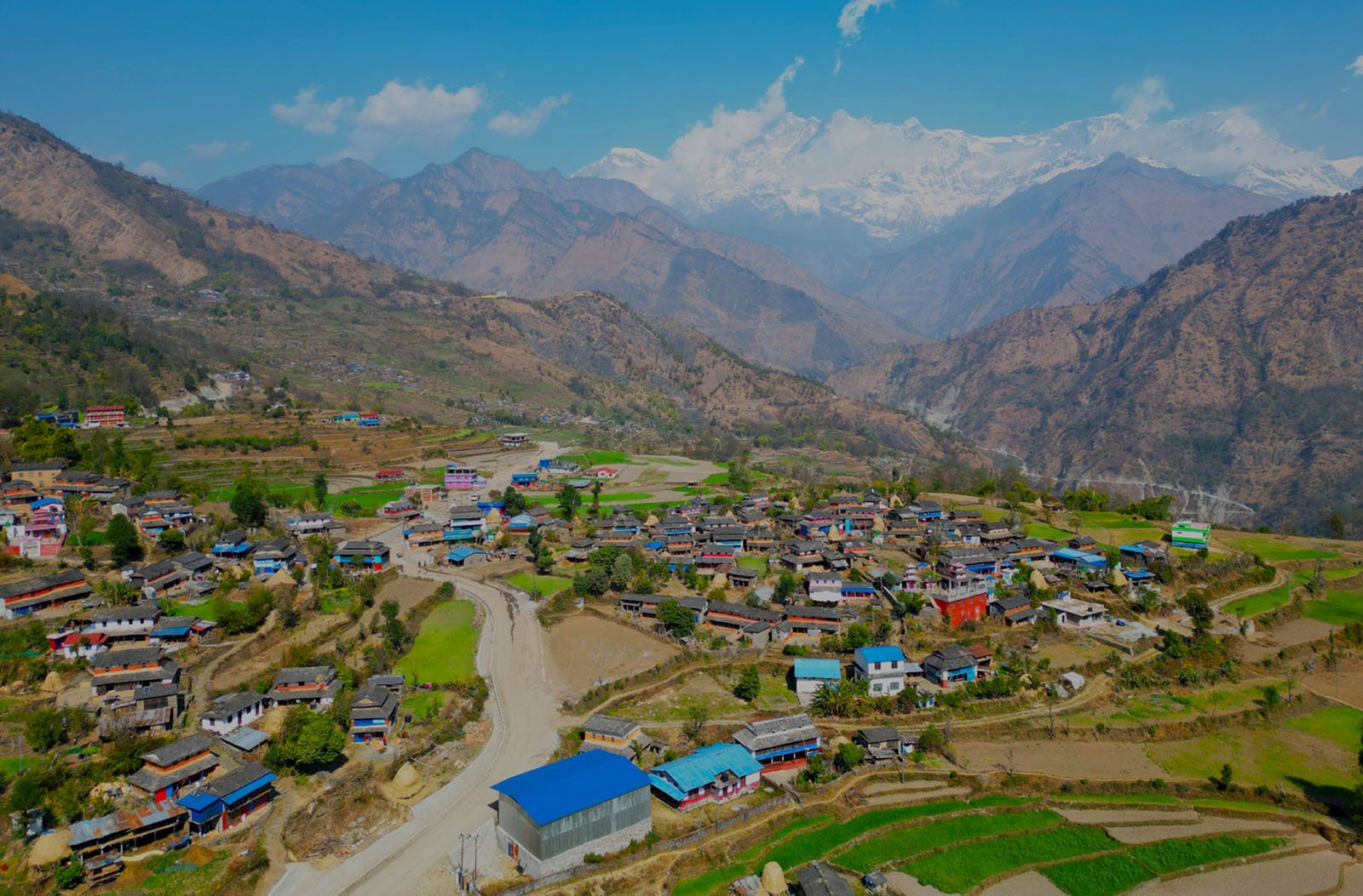 ताकम गाउँ र गुर्जा हिमाल(तस्बिर)