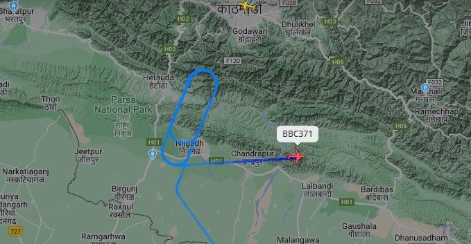 विमान दुर्घटना भएपछि उडान र अवतरण बन्द