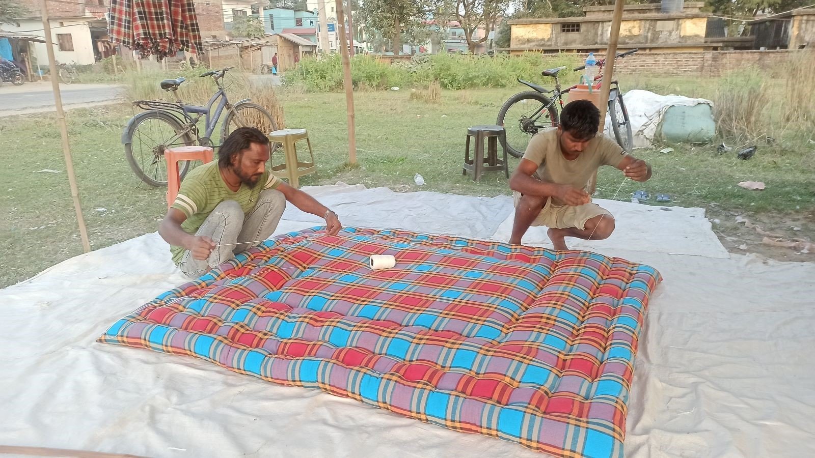 चिसो बढेपछि न्यानाे कपडाकाे कारोवारमा वृद्धि