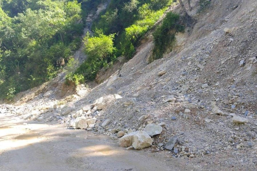 पृथ्वीराजमार्गको तनहुँ खण्डमा एक महिनासम्म आंशिक अवरोध: वैकल्पिक मार्ग प्रयोग गर्न अनुरोध