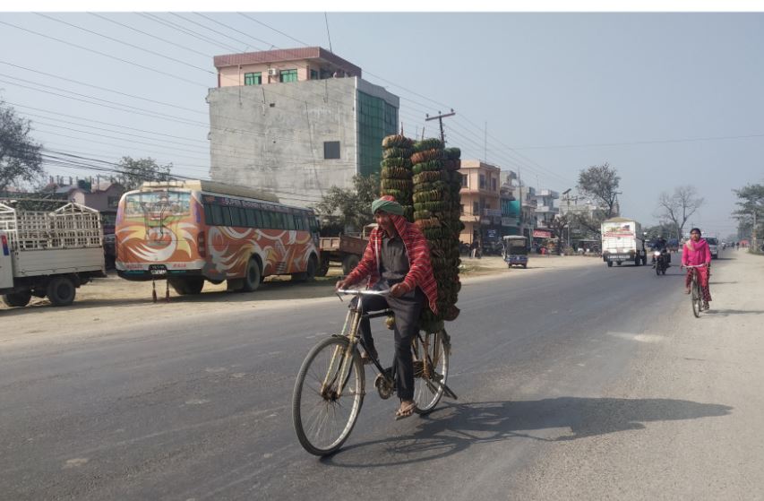 दुना बेच्न बजार लैजाँदै
