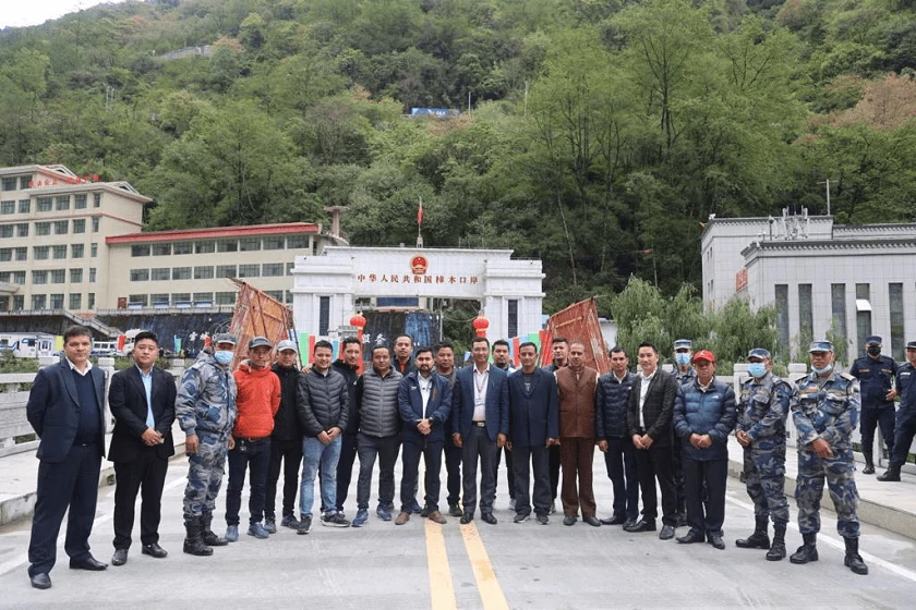 खुल्यो बन्द रहेको तातोपानी नाका