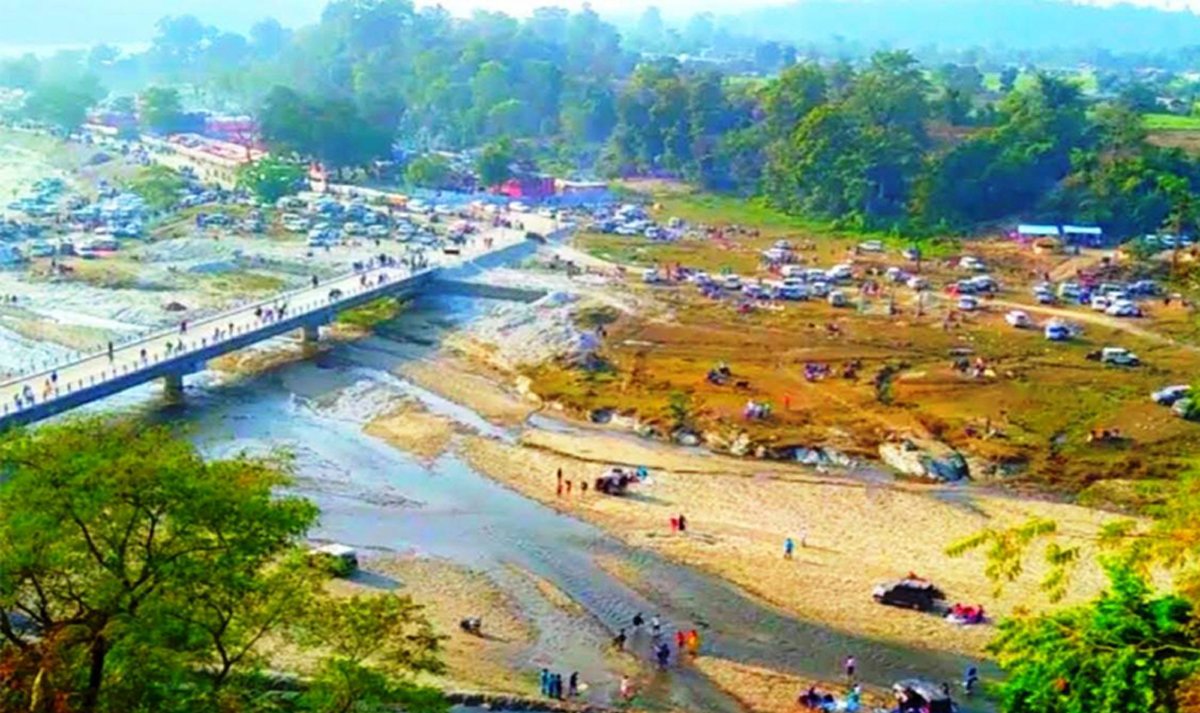 भारतीय पर्यटकले ठोरी खचाखच