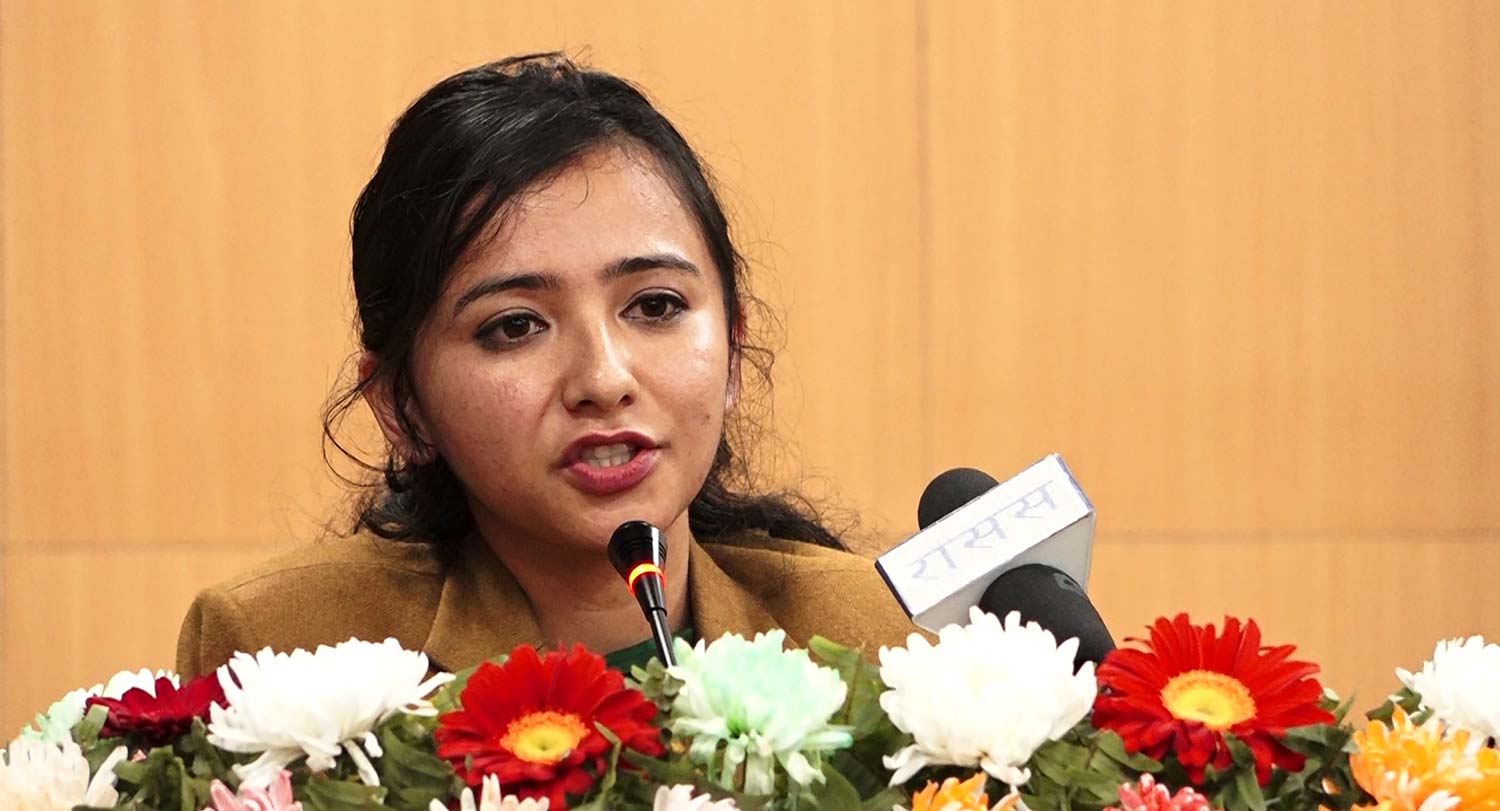 सुर्तीजन्य पदार्थमा ५० प्रतिशत कर लगाउन रास्वपा सांसद तोसिमा कार्कीको माग
