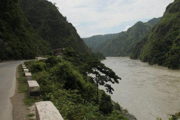 त्रिशूली नदीमा एक पुरुषको शव फेला, रसुवामा आएको बाढीले ल्याएको आशंका