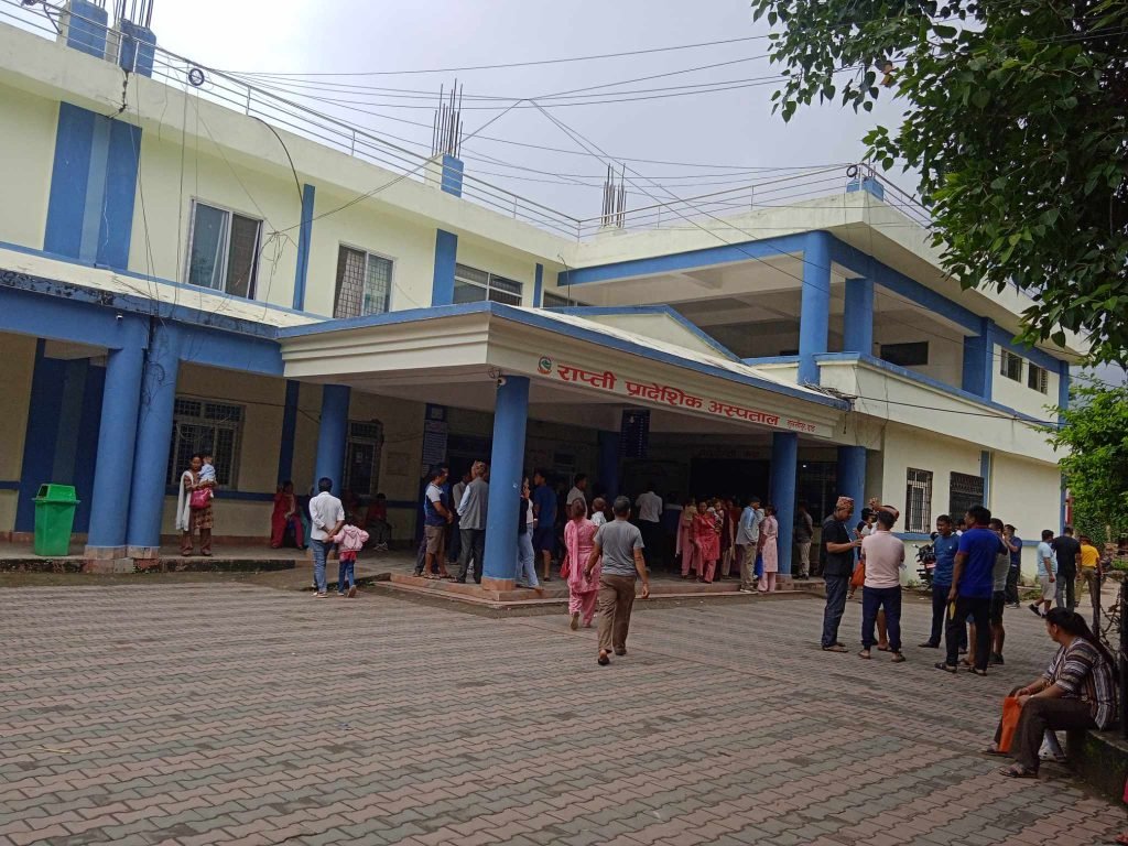 अटो पल्टिदा ८५ वर्षीय बस्नेतको मृत्यु