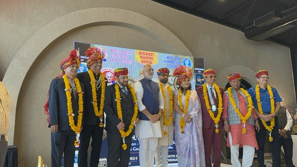 विश्व कीर्तिमानी उपाध्यायलाई भारतमा सम्मान