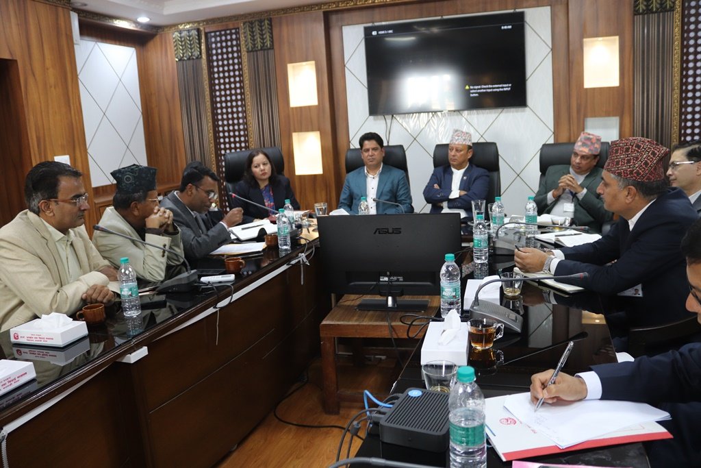 काटिएको लाइन तत्काल जडान गर्न ऊर्जामन्त्री र उद्योगमन्त्रीसँग आग्रह