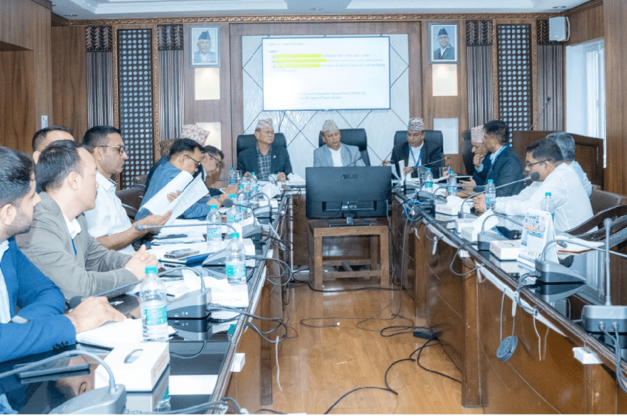 ‘ह्विलिङ चार्ज’ को विषयलाई चाँडो टुंग्याउन विद्युत् नियमन आयोगलाई मन्त्री खड्काको निर्देशन