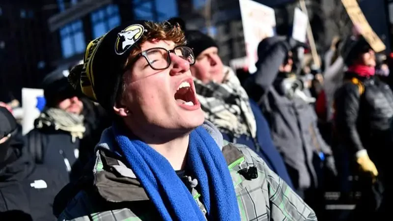 नर्सको ज्यान गएसँगै अमेरिकाको मिनियापोलिसमा तनाव