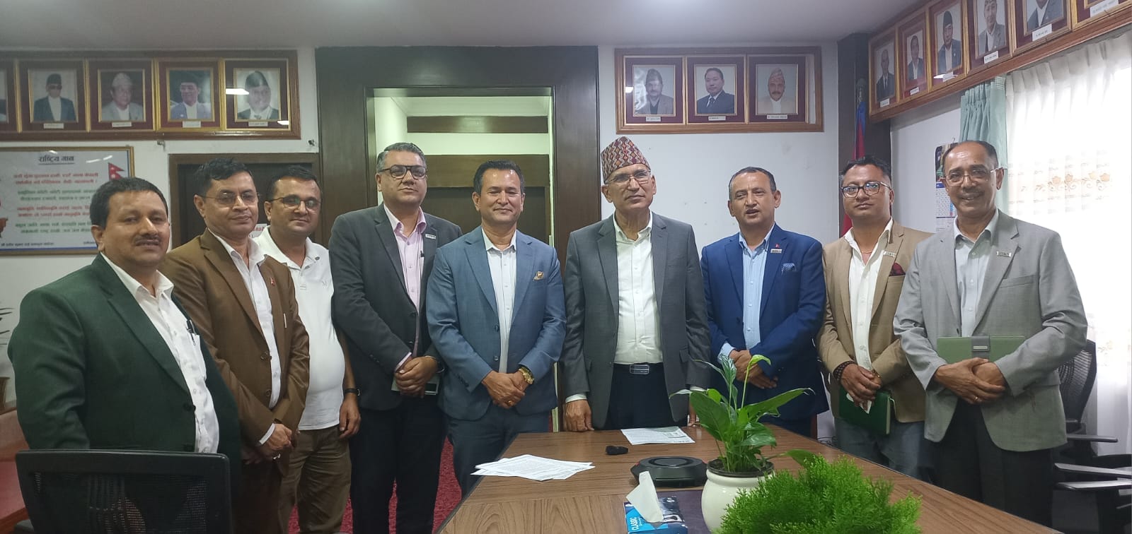 मौद्रिक नीतिबाट असन्तुष्टि इम्पानले अर्थमन्त्रीलाई भेटेर भन्यो,‘ उर्जा क्षेत्रलाई वेवास्त गरियो’