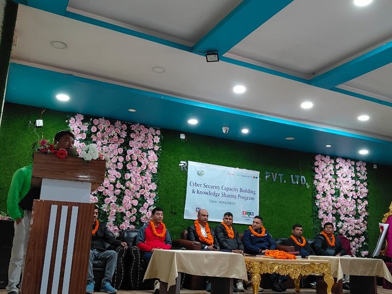 सिन्धुलीमा साइबर सुरक्षा क्षमता विकास कार्यक्रम सम्पन्न, डाटा संरक्षणका लागि सचेतनामा जोड