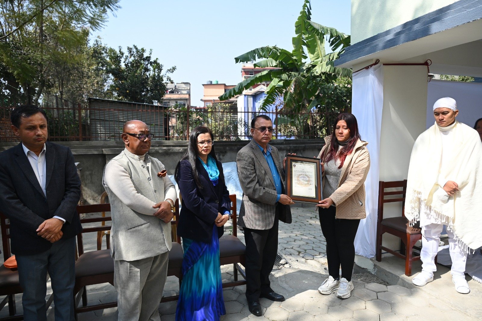 वरिष्ठ अभिनेता सुनिल थापाको योगदान भावी पुस्ताको लागि प्रेरणाको स्रोतः राष्ट्रपति पौडेल