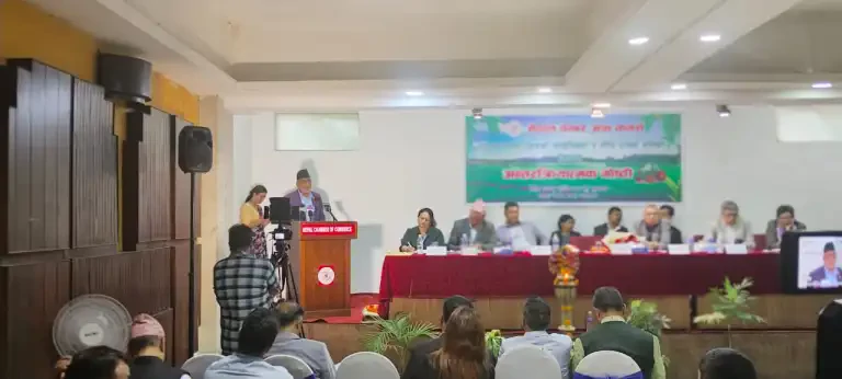अहिलेसम्म बजारमा किनेको चामल खाएको छैन् : मन्त्री अधिकारी